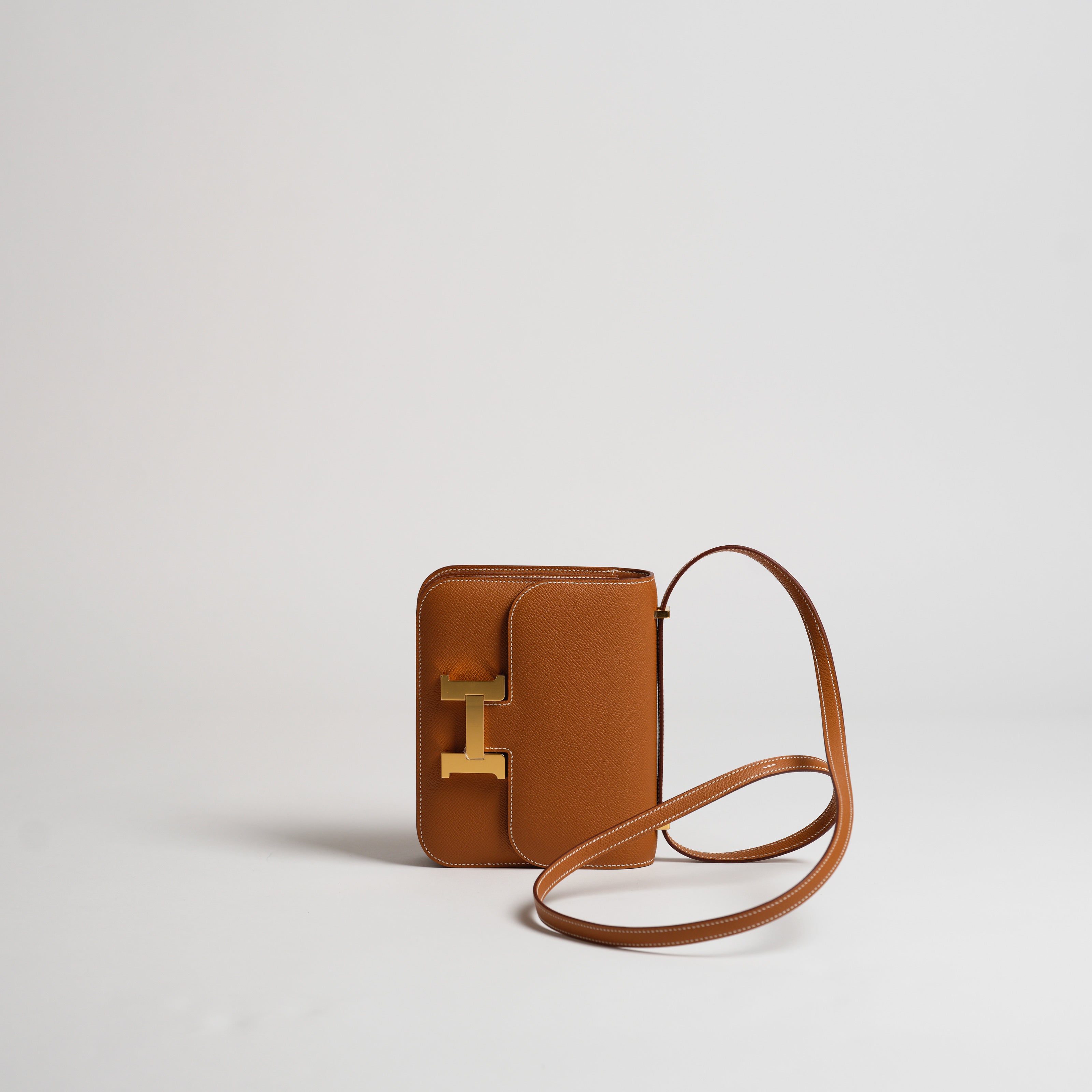 Hermès 18cm Mini Constance gold epsom gold hardware