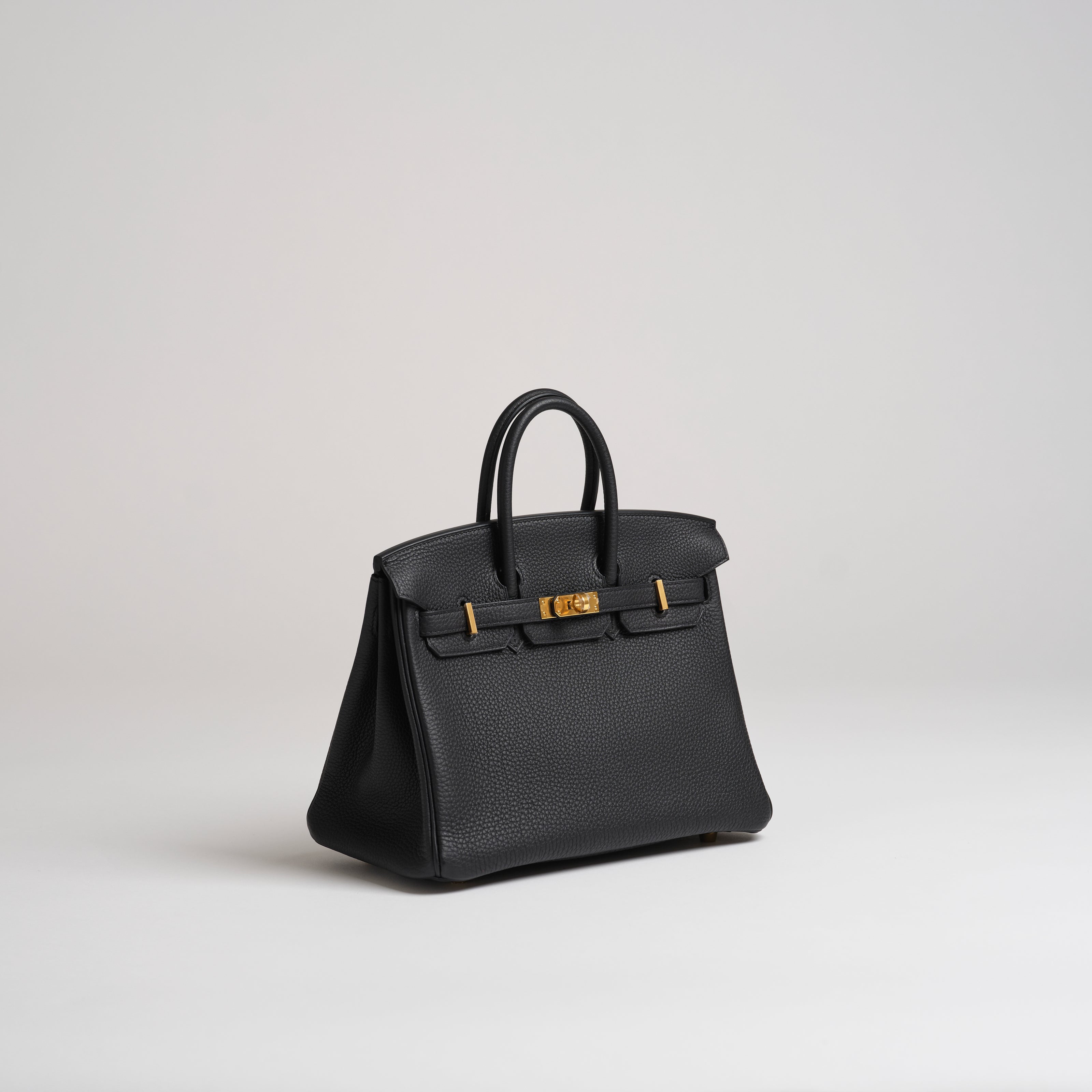 Hermès 25cm Birkin black togo gold hardware