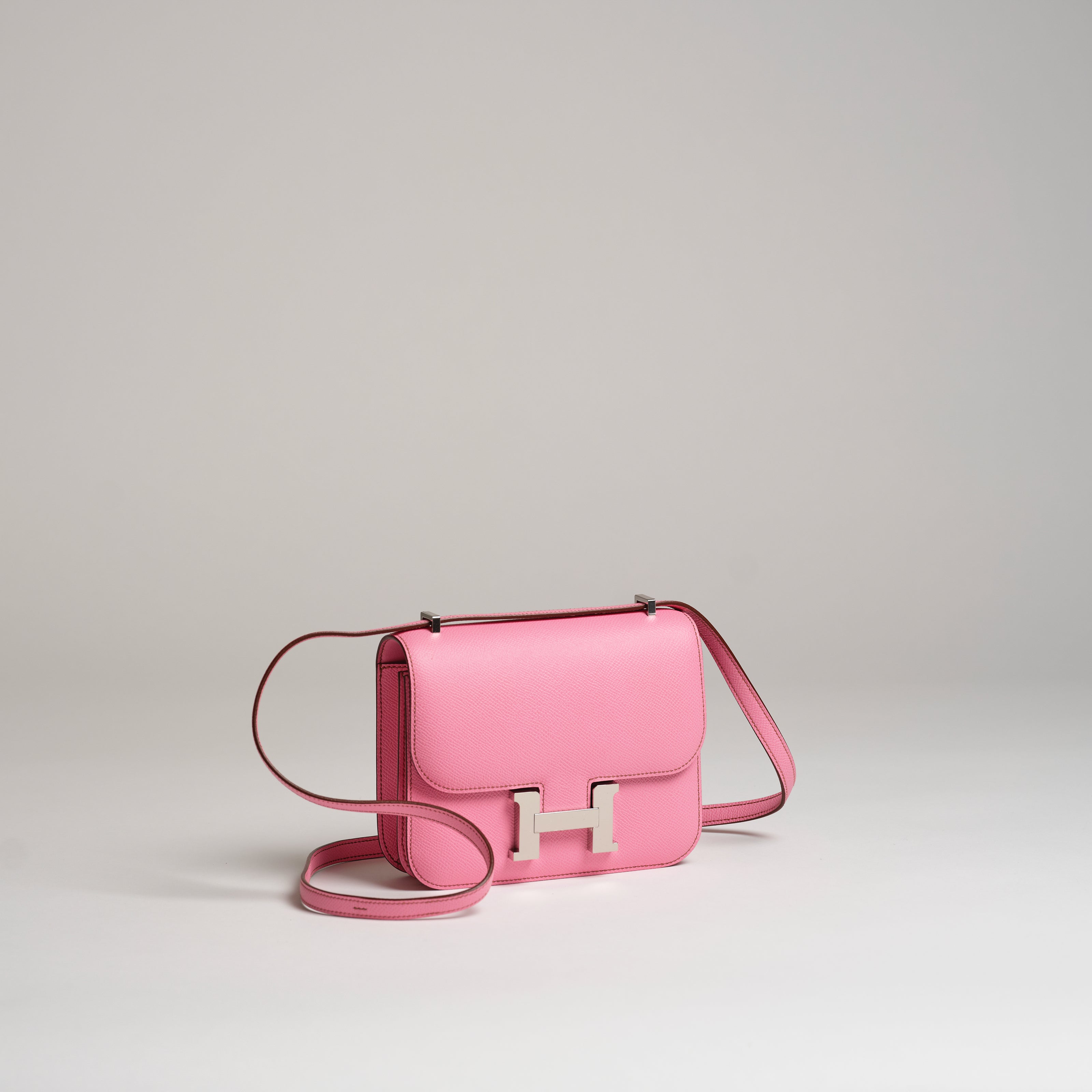 Hermès 18cm Mini Constance bubblegum epsom palladium hardware