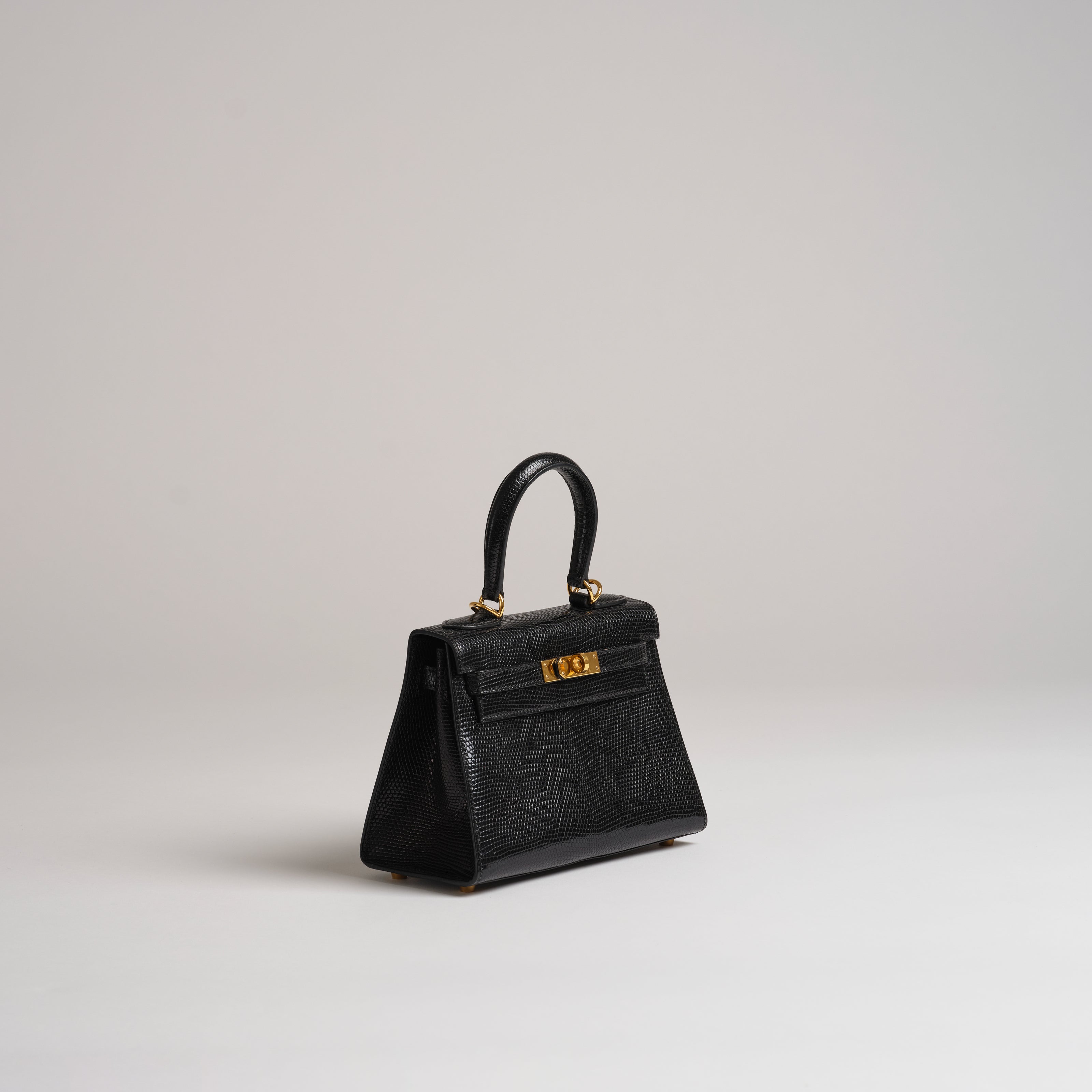 Vintage Hermès 20cm Kelly Sellier black lizard gold hardware