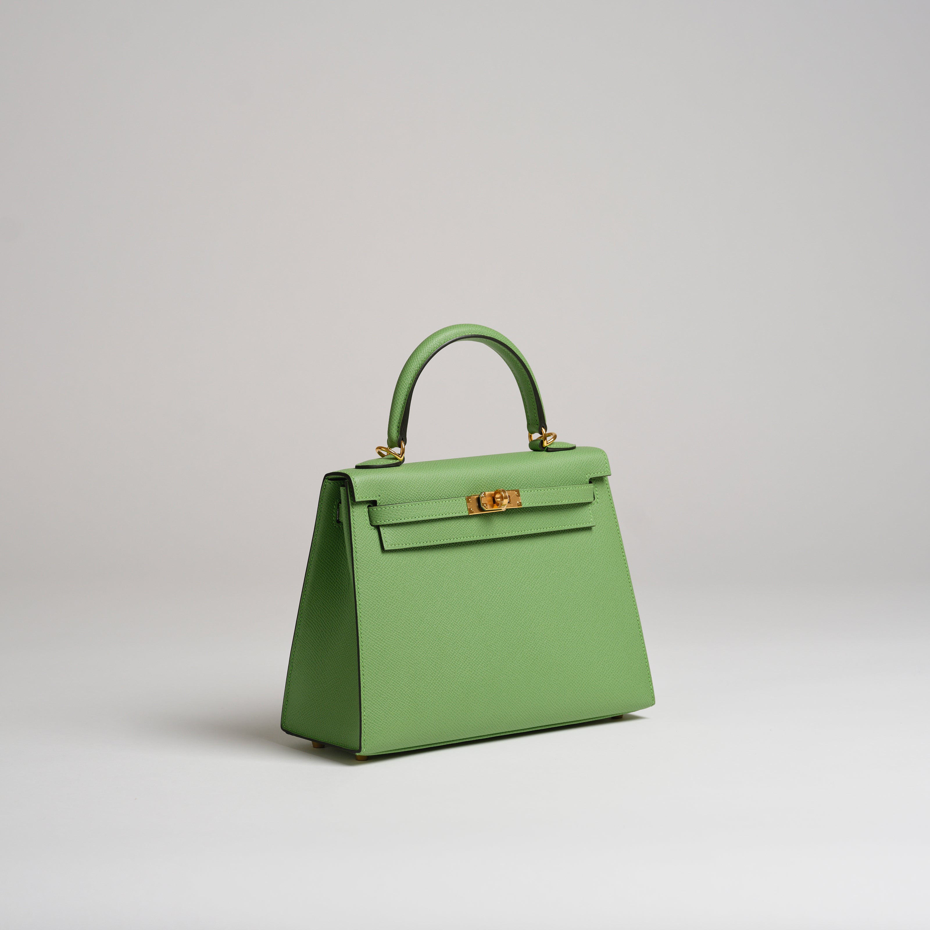 Hermès 25cm Kelly Sellier vert criquet epsom gold hardware