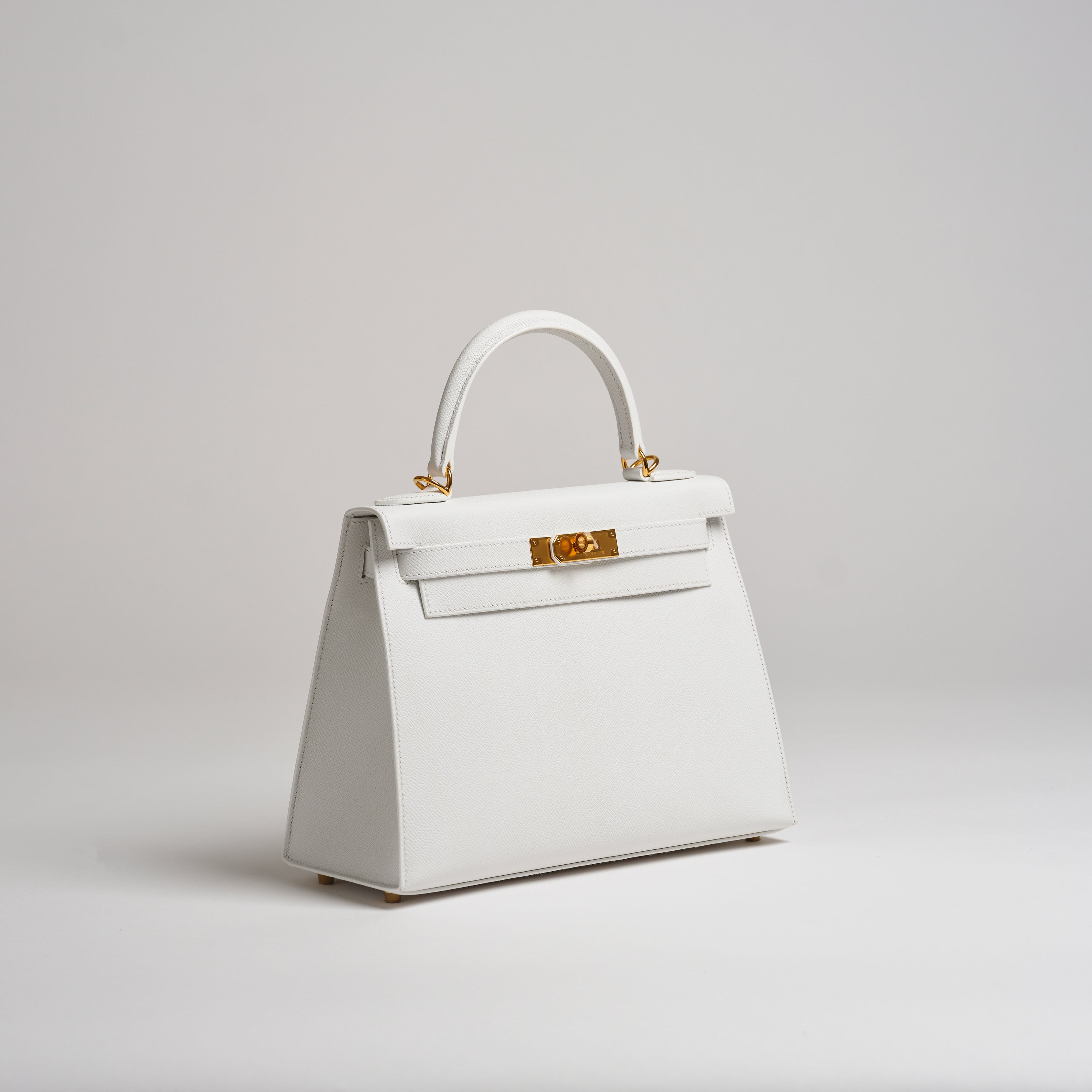 Hermès 28cm Kelly Sellier white epsom gold hardware