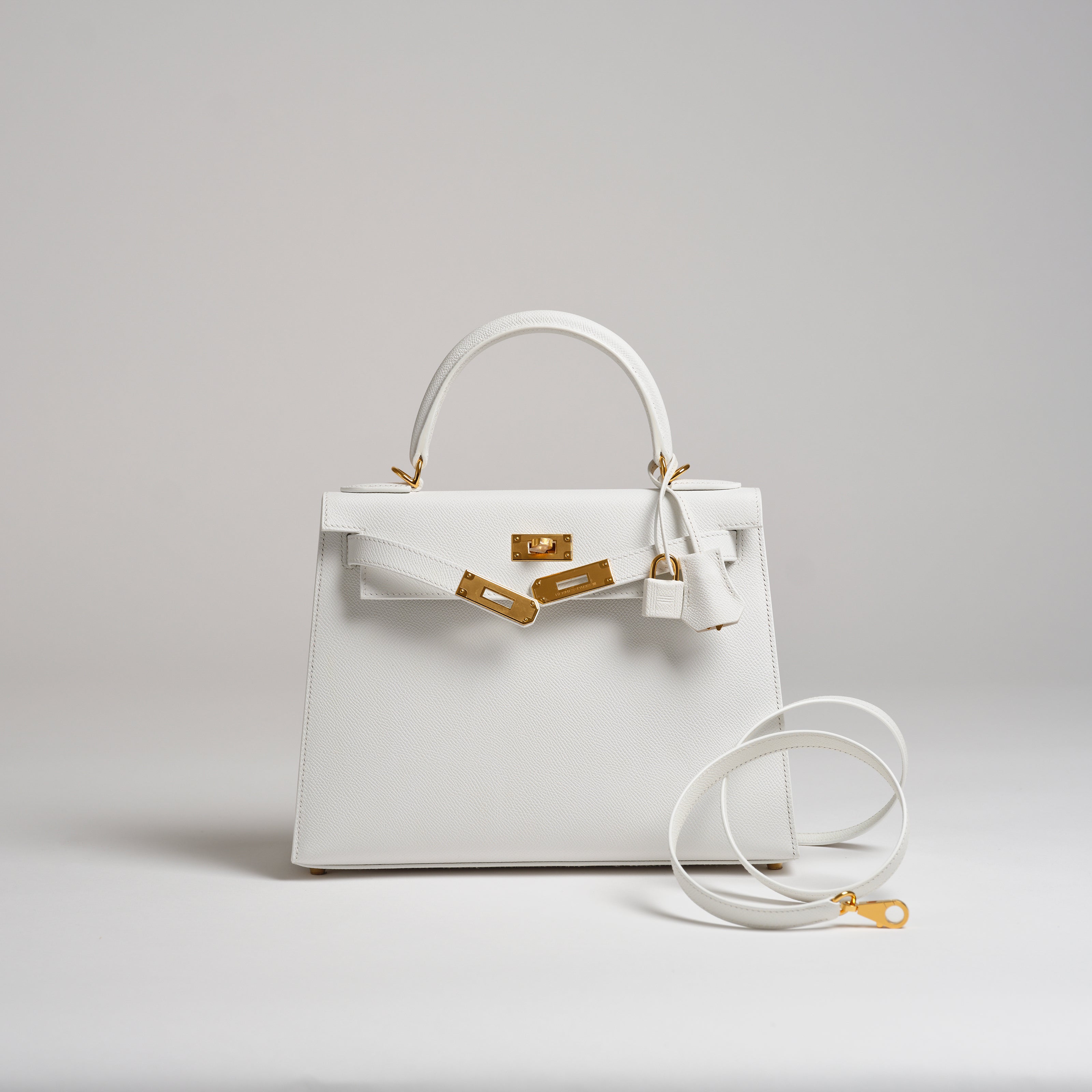 Hermès 28cm Kelly Sellier white epsom gold hardware
