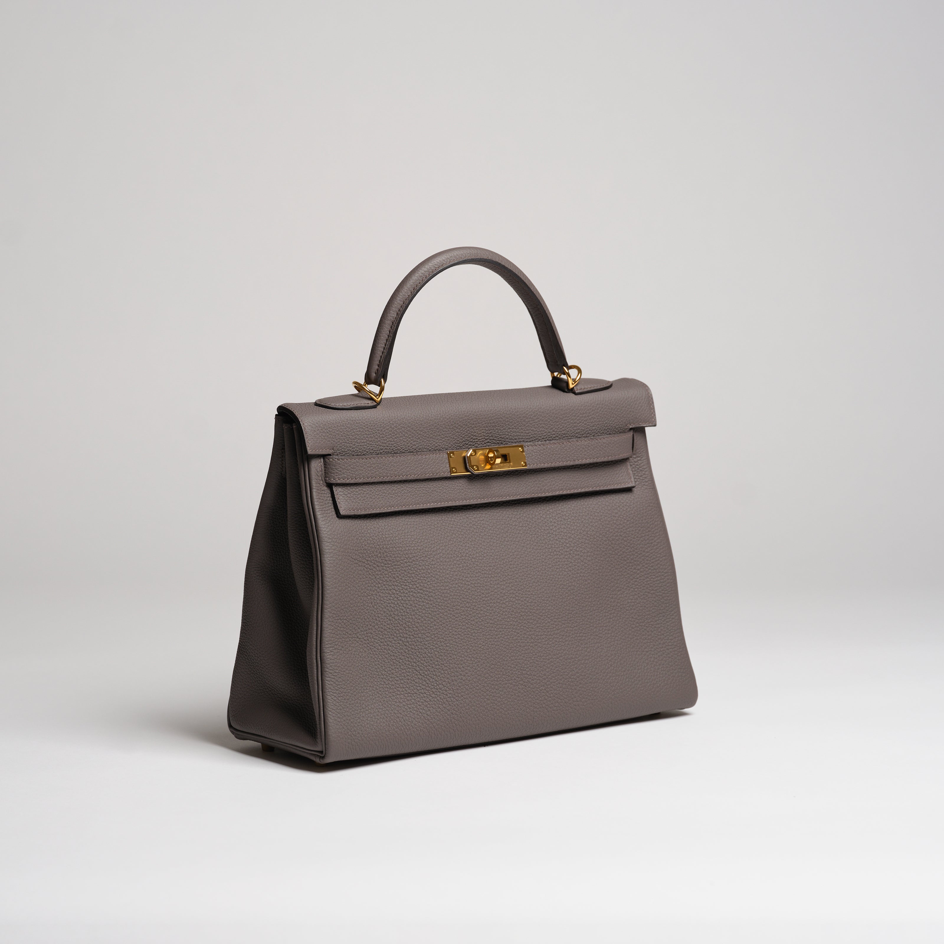 Hermès 32cm Kelly Retourne etain togo gold hardware