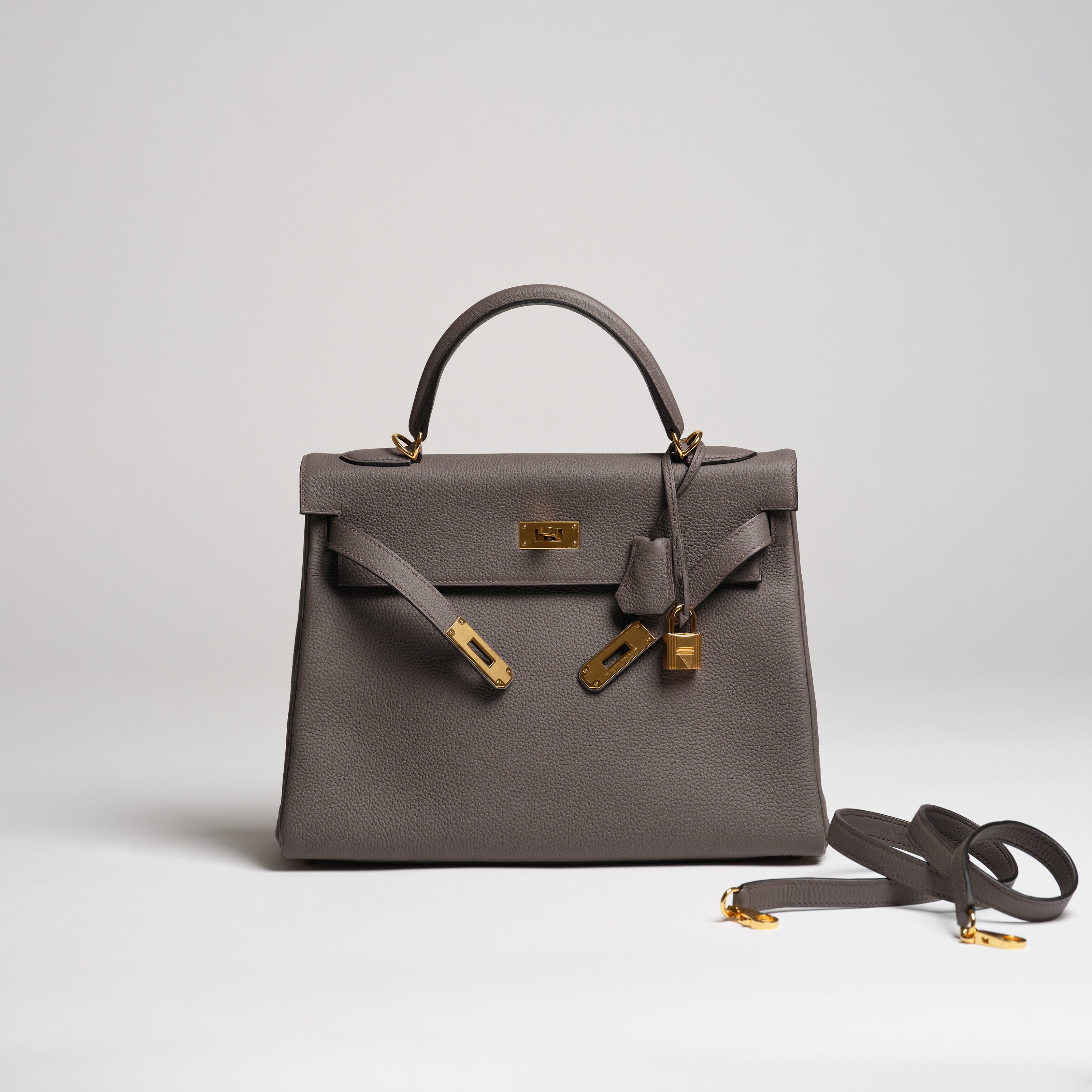 Hermès 32cm Kelly Retourne etain togo gold hardware