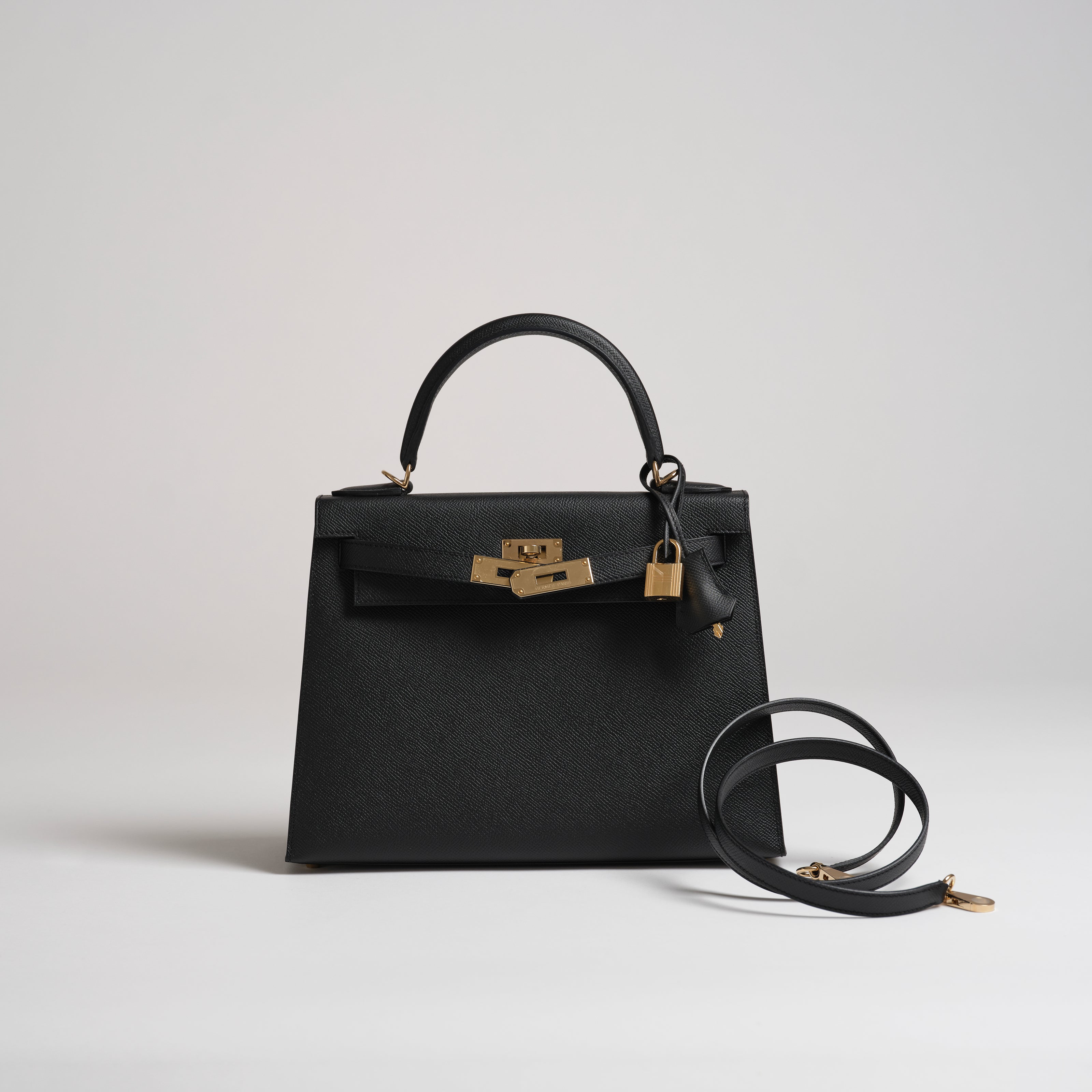 Hermès 28cm Kelly Sellier black epsom permabrass hardware