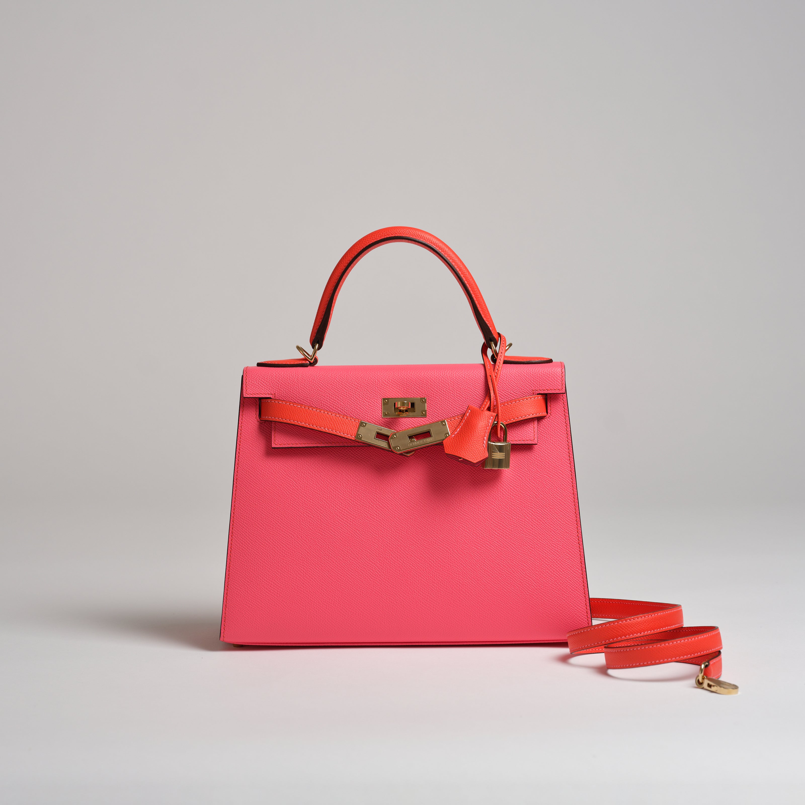 Hermès 28cm Kelly Sellier Horseshoe rose azalea & rose jaipure epsom gold hardware