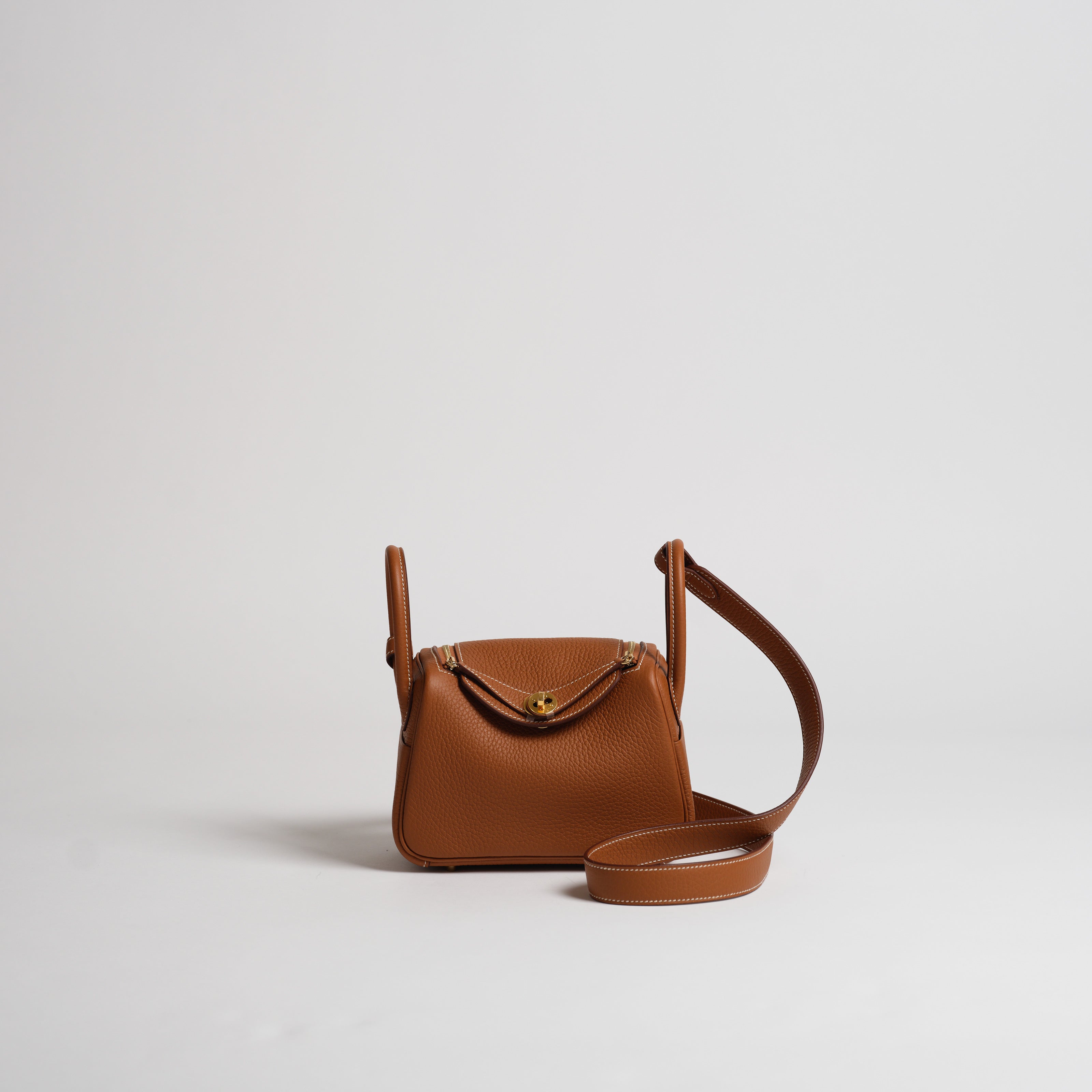 Hermès Mini Lindy gold clemence gold hardware