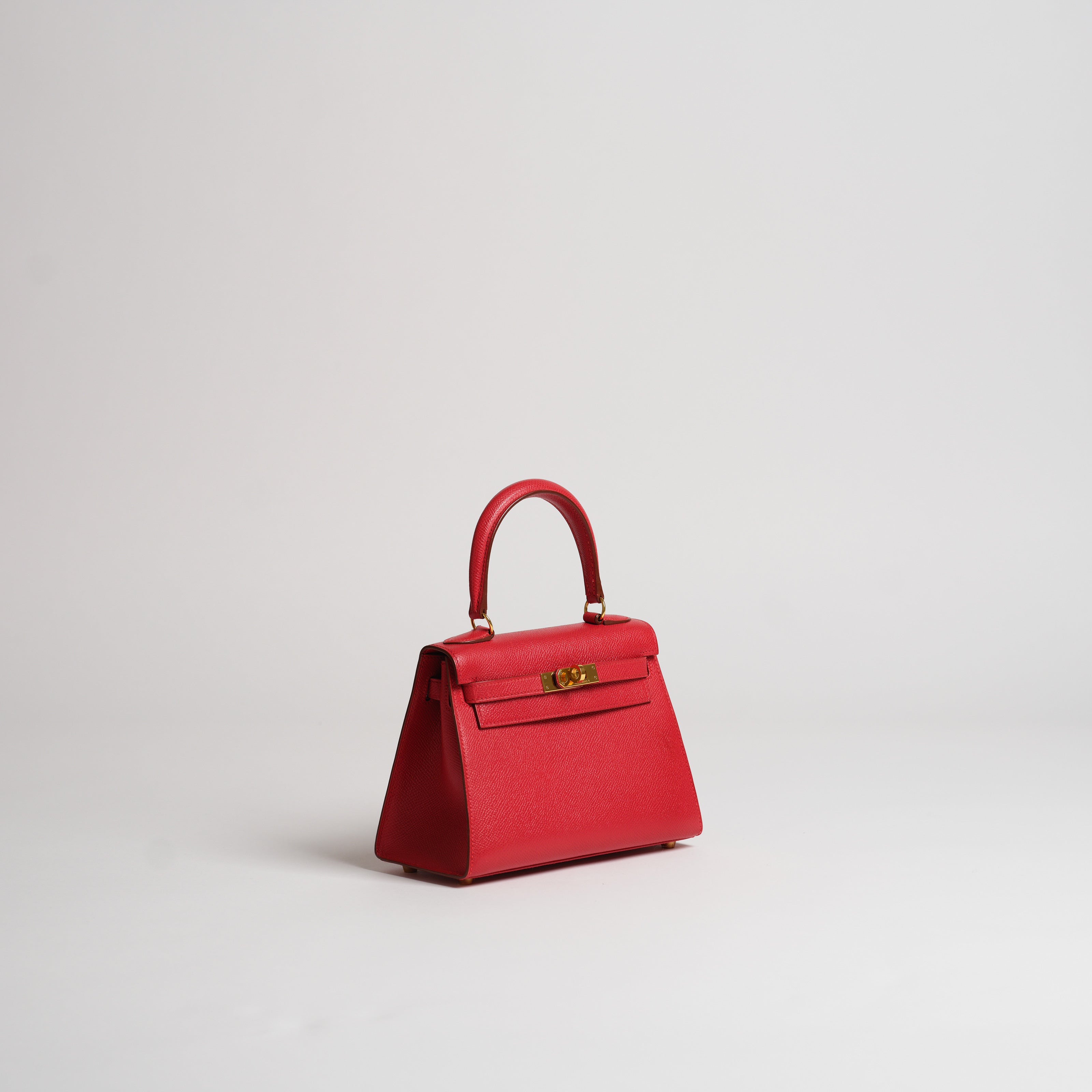 Vintage Hermès 20cm Kelly Sellier rouge vif courchevel gold hardware