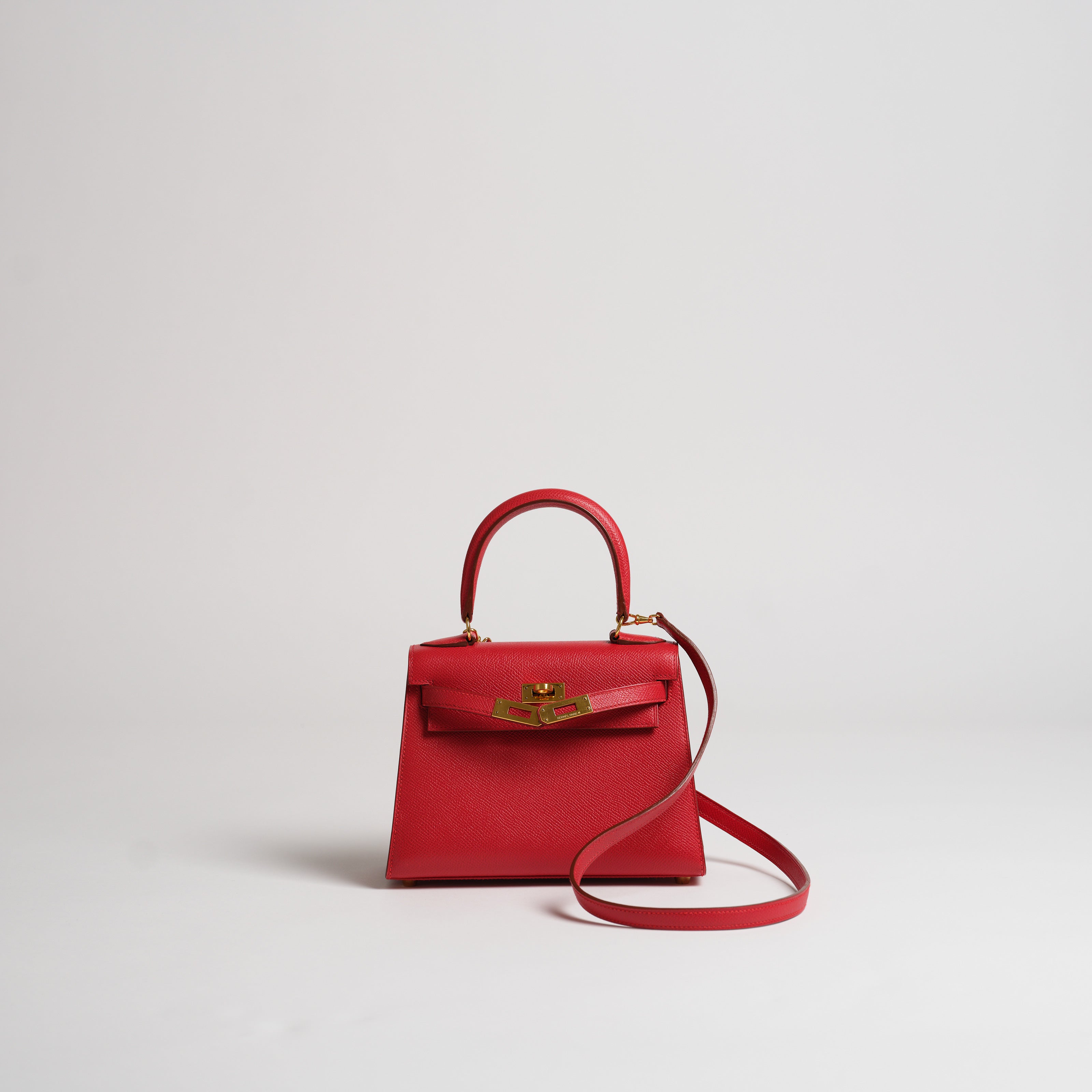 Vintage Hermès 20cm Kelly Sellier rouge vif courchevel gold hardware