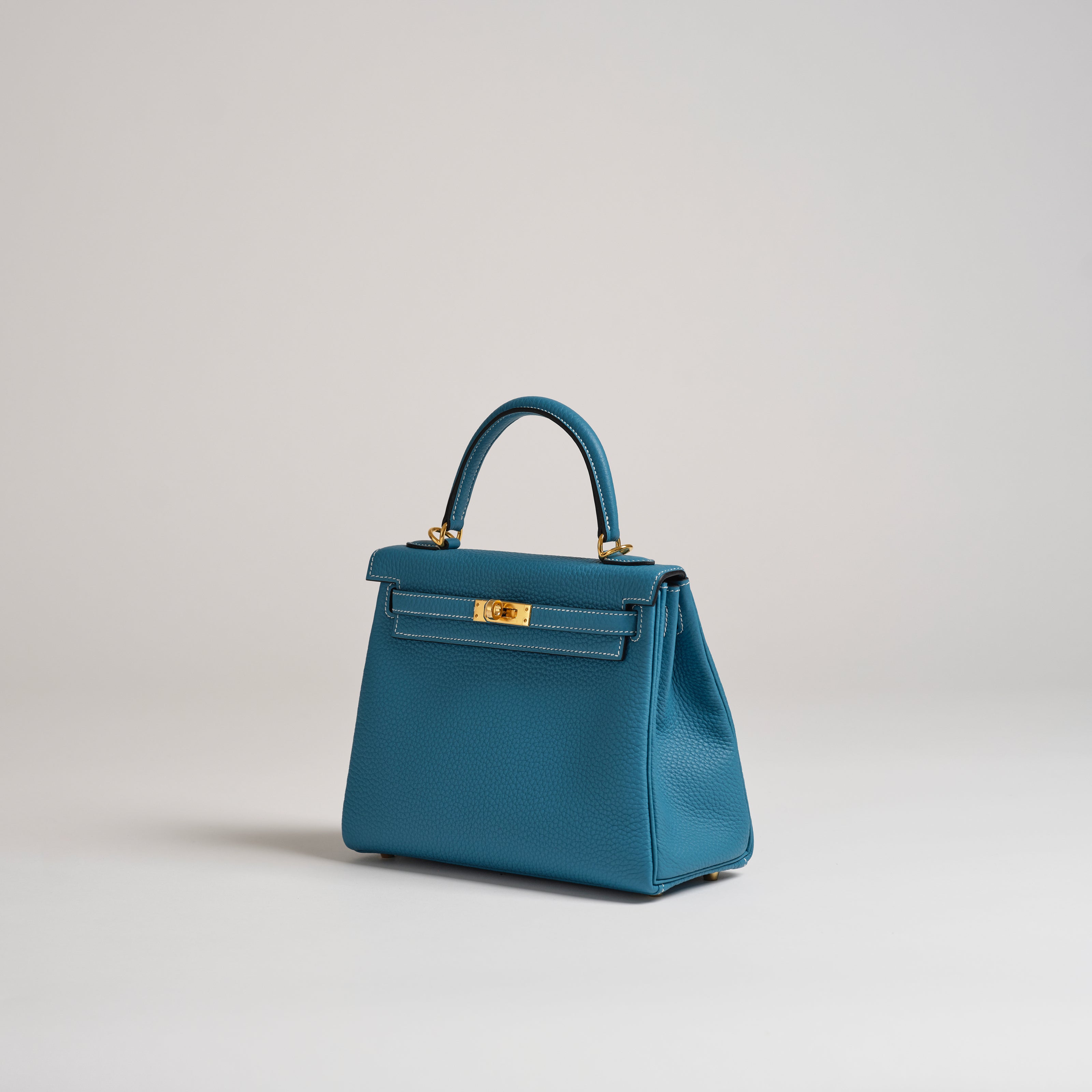 Hermès 25cm Kelly Retourne blue jean togo gold hardware